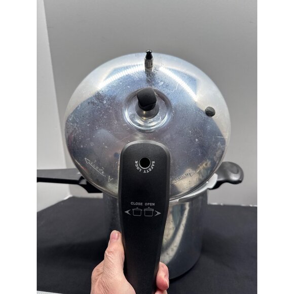 Denmark Aluminum 6-Liter Pressure Cooker With Locking Lid For Fast Cooking - Picture 2 of 7